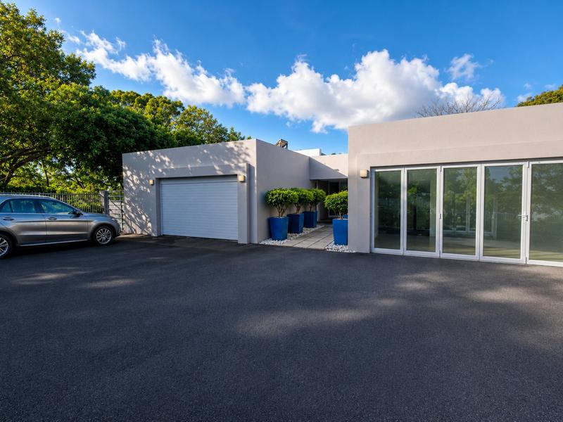 7 Bedroom Property for Sale in Valmary Park Western Cape